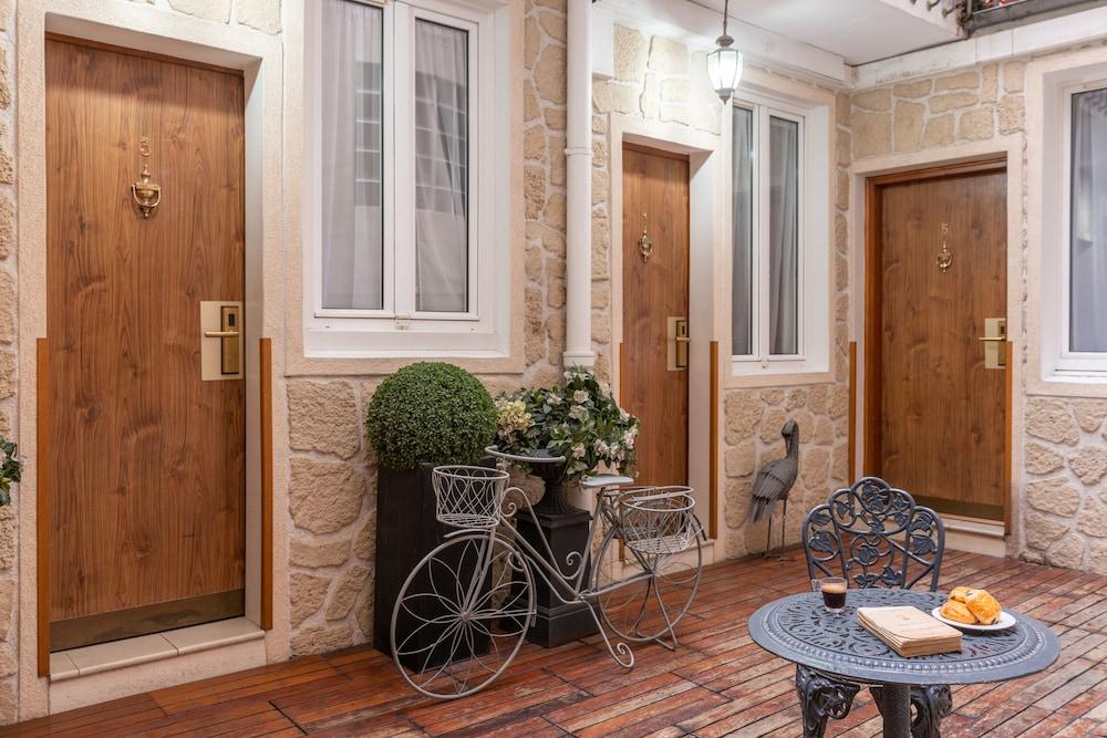 Hotel Istria By Magna Arbor Parigi